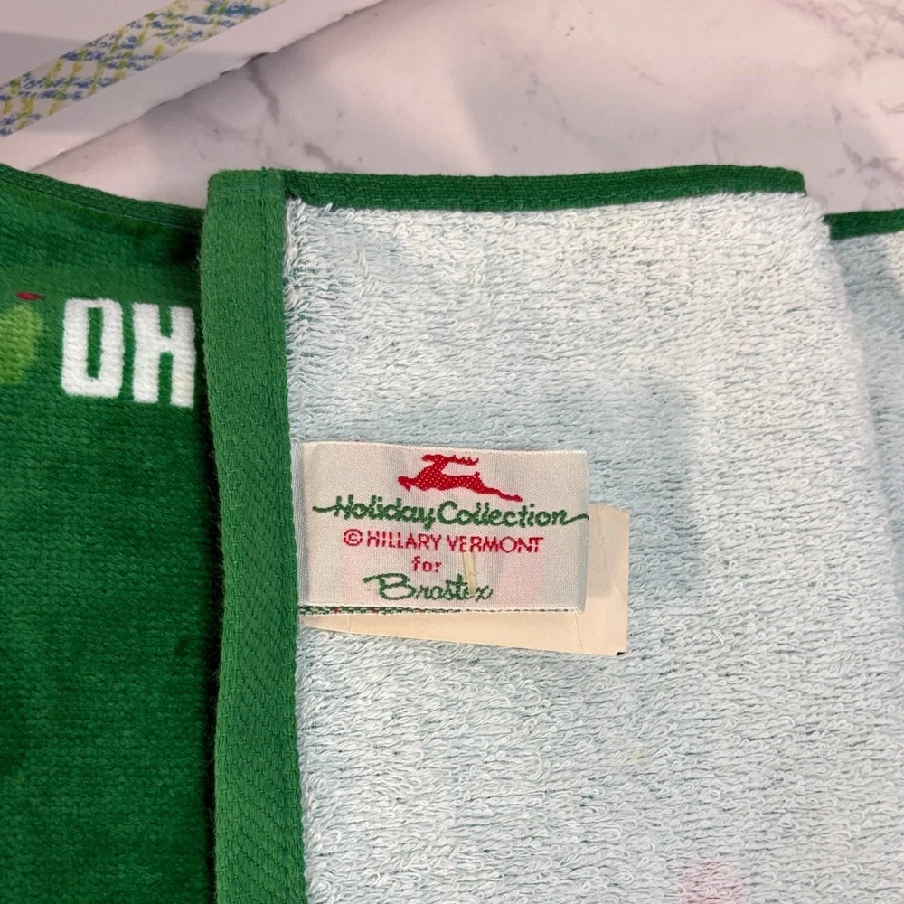 Holiday Christmas Hand/Kitchen towel, NWT